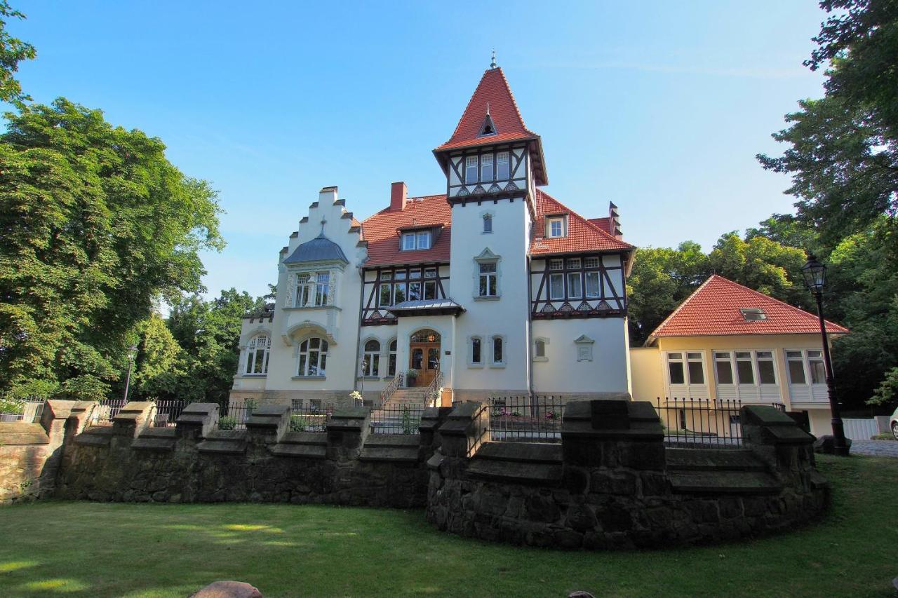 Hotel Schlossvilla Derenburg Exterior photo